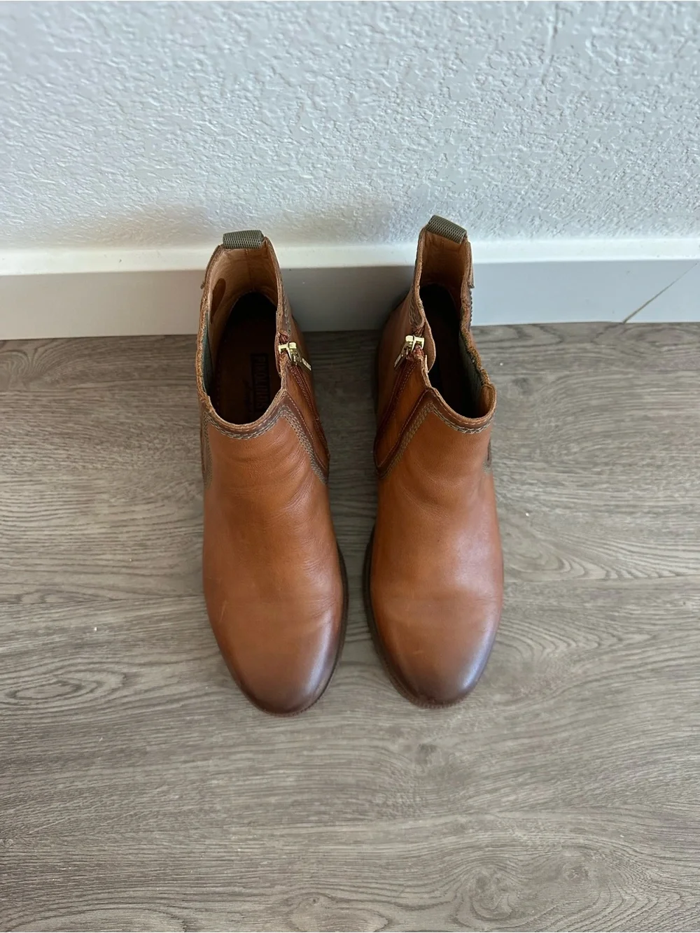 Women’s Camel Brown Pikolino boot